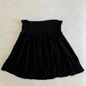 BCBGMAXAZRIA Black Tiered Flowy Midi Skirt